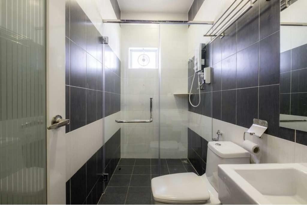 6, Persiaran Tanjung Bunga 3 Villa Batu Ferringhi Eksteriør bilde