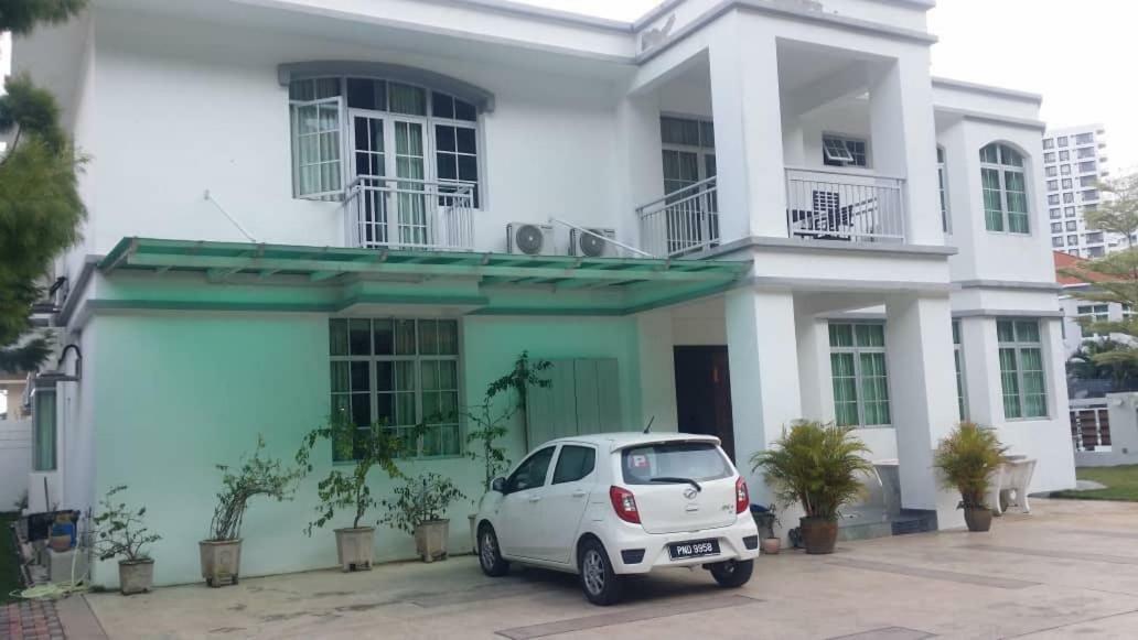 6, Persiaran Tanjung Bunga 3 Villa Batu Ferringhi Eksteriør bilde